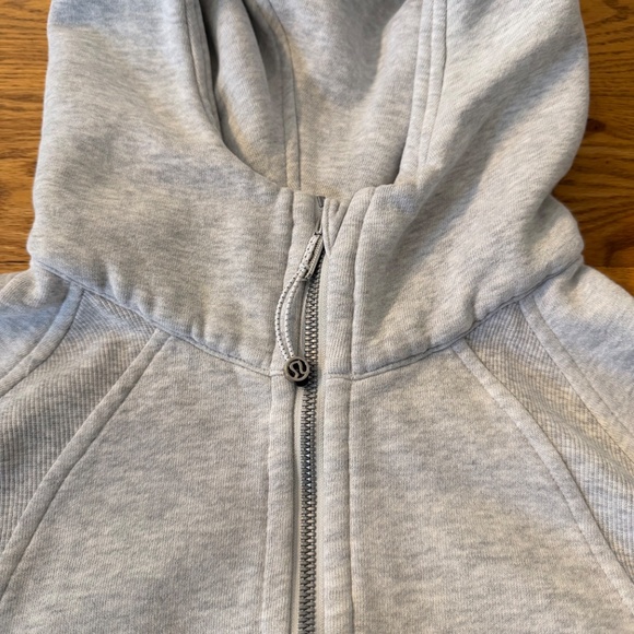 Lululemon Scuba Oversized 1/2 Zip Hoodie in Heathered Light Grey (Size XS/S) - Picture 5 of 12